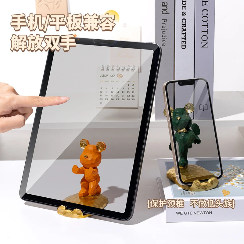 【宠粉福利】新款手机支架宇航员可爱暴力熊手机桌面支架摆件