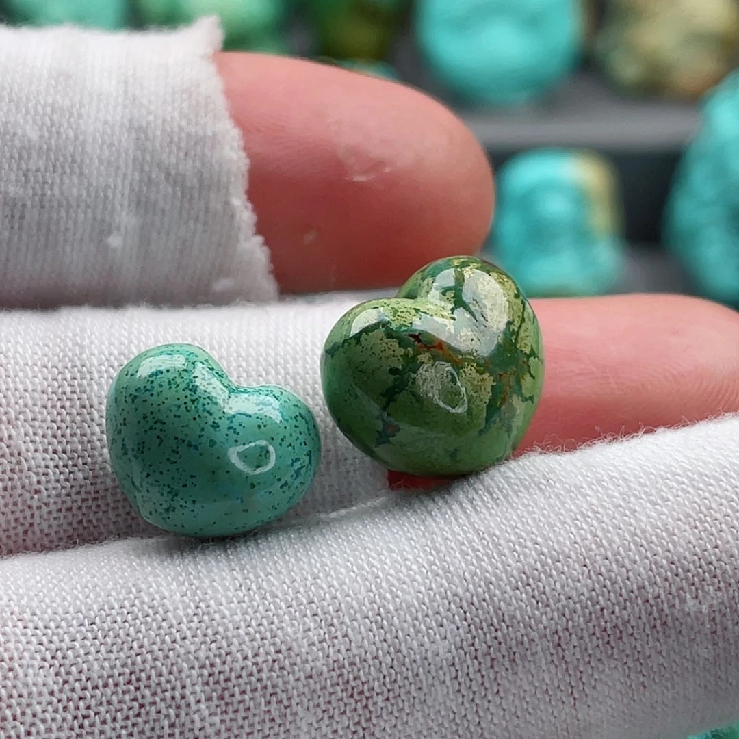 绿松石颈饰未镶嵌尘*