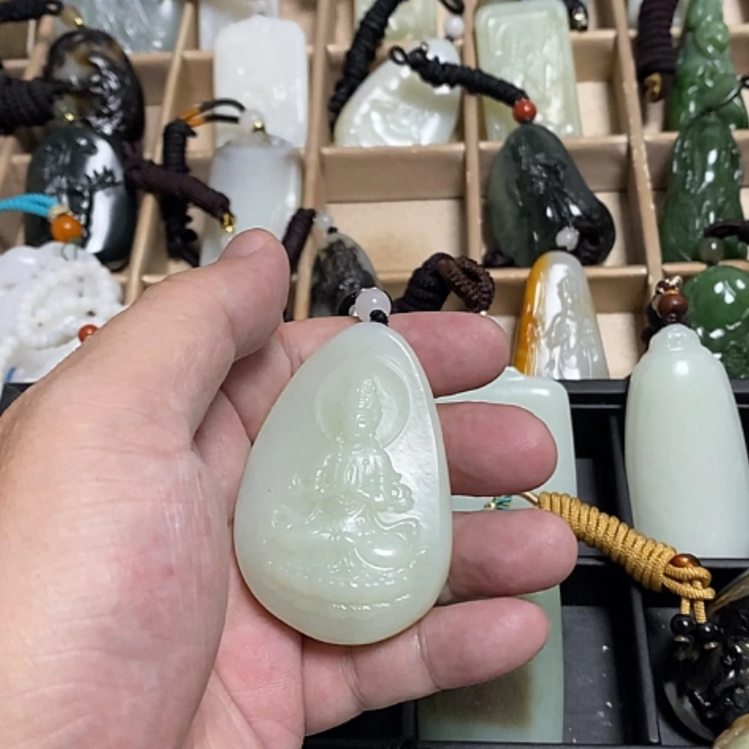 【闪购商品】和田玉未镶嵌颈饰剪*糖