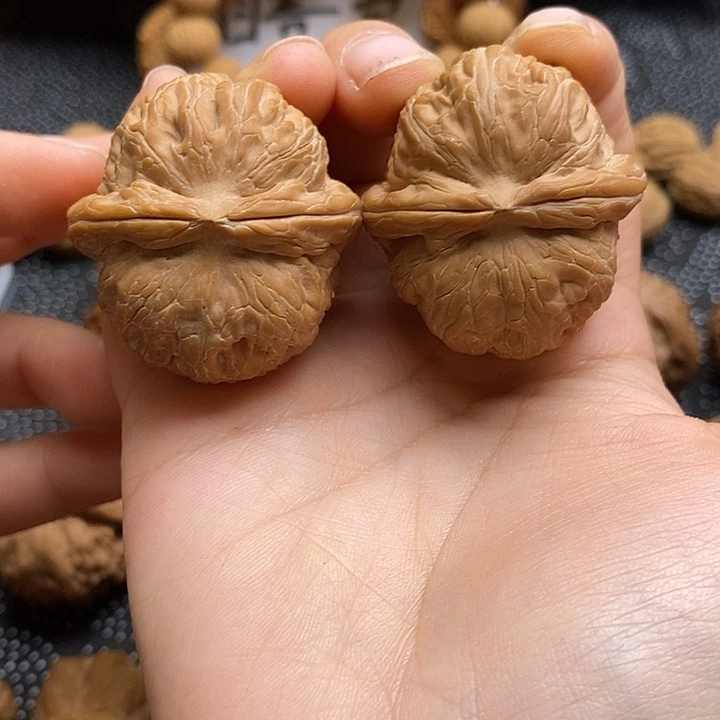 文玩核桃吊坠元宝40