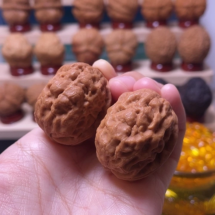 文玩核桃吊坠凤眼16