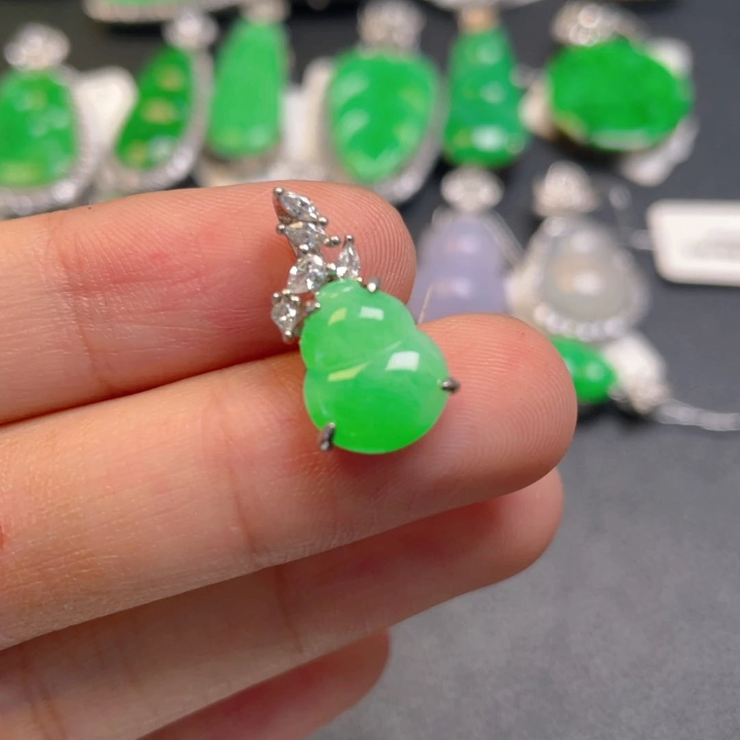 翡翠银S925镶嵌颈饰