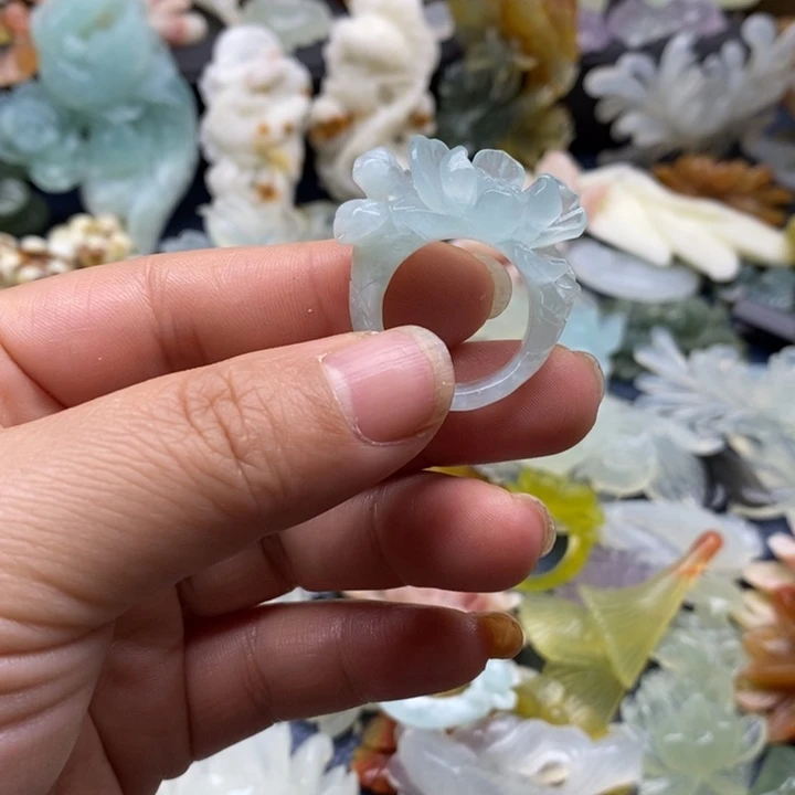 蛇纹石玉合金颈饰