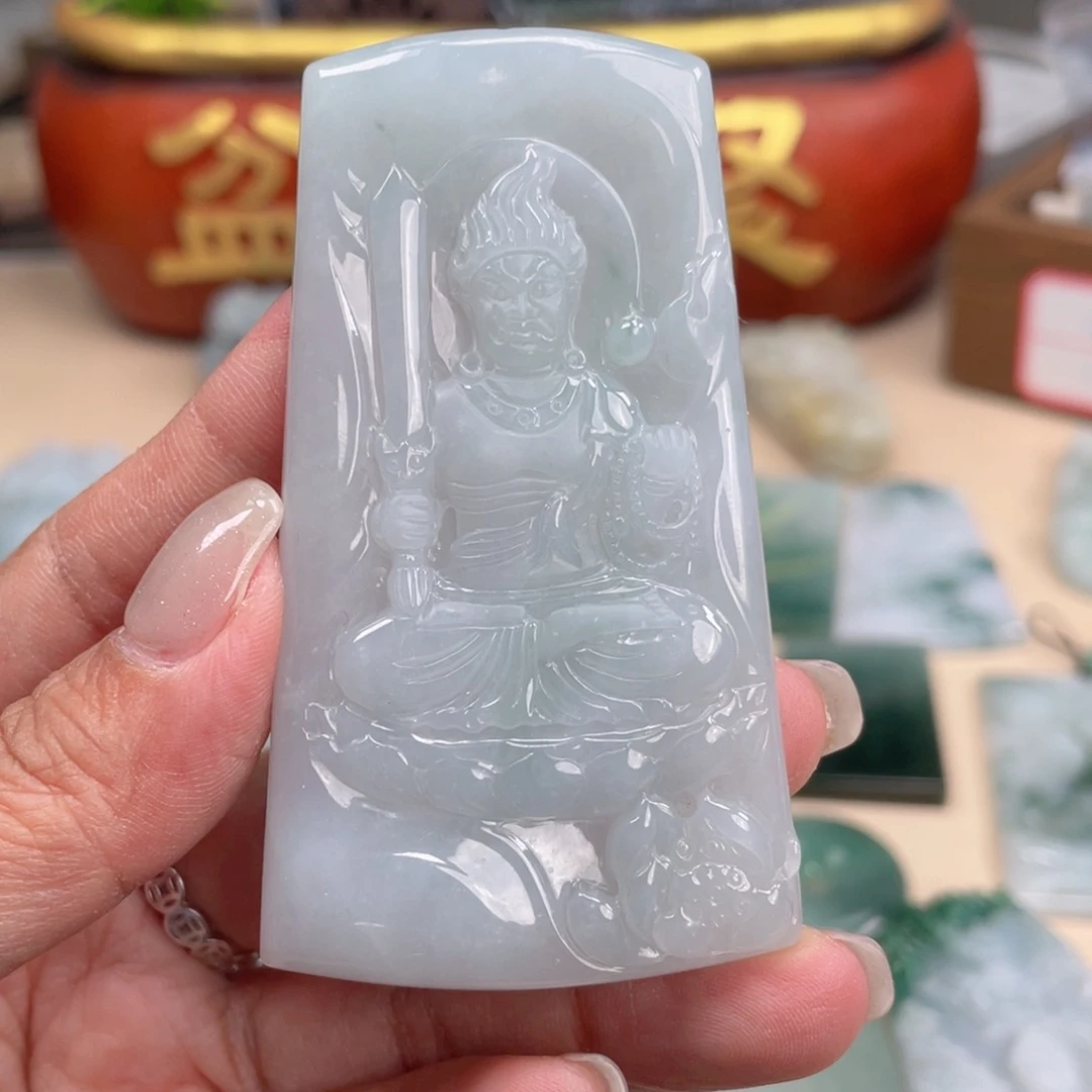颈饰未镶嵌翡翠不动