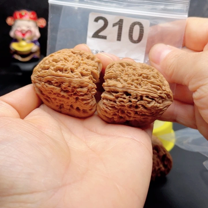 把件文玩核桃南疆38 37 40拉丝凹底双色