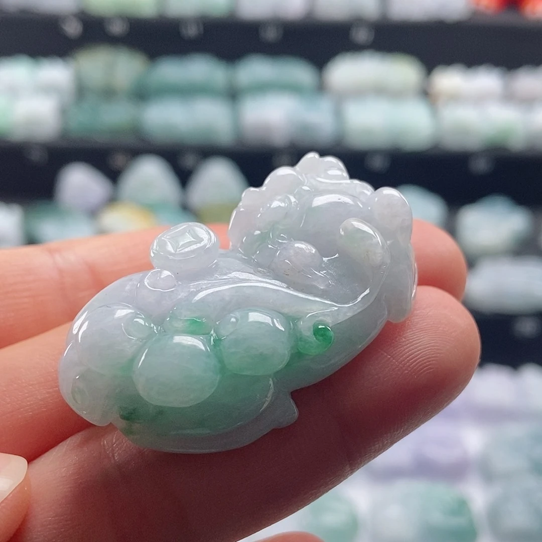 颈饰未镶嵌翡翠翡翠貔貅