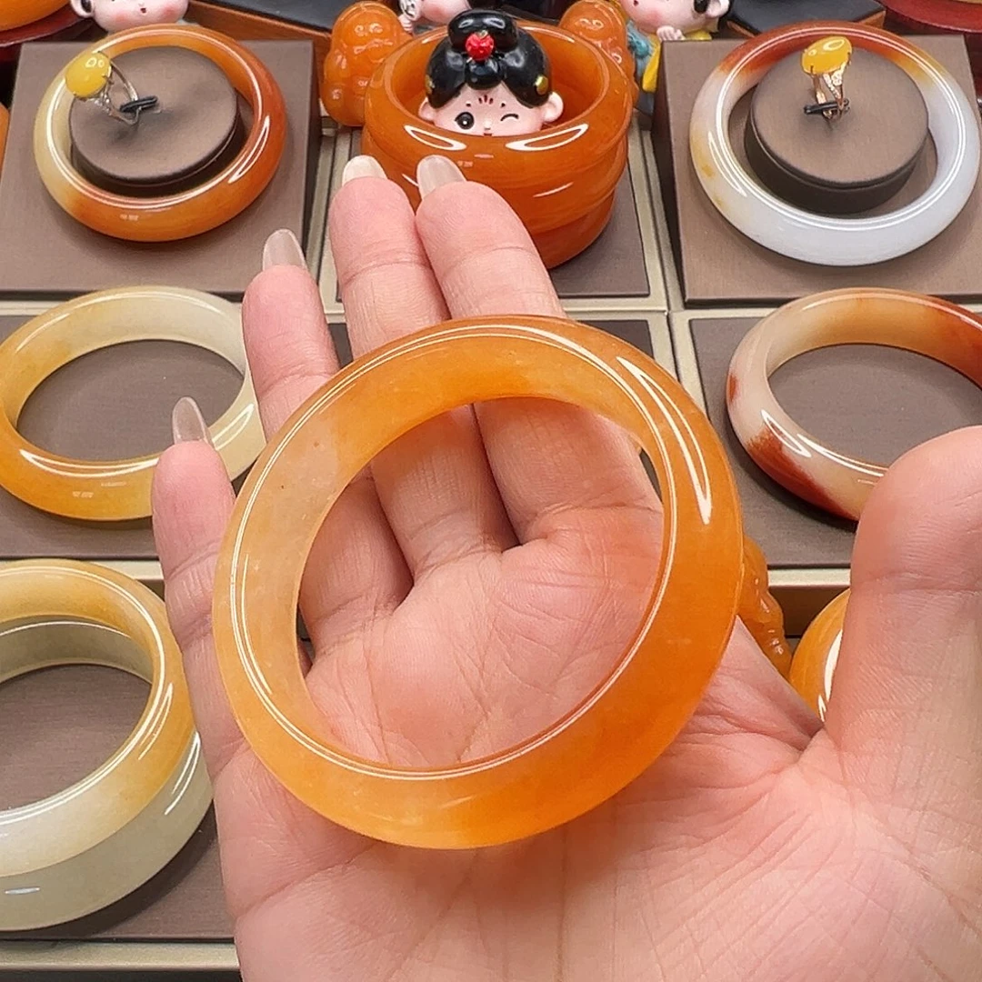 石英质玉（黄龙玉）未镶嵌手镯包容福利56.3