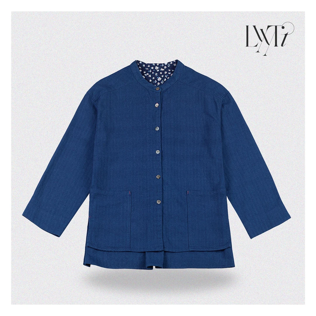 （圆领）蓝染碎花撞色衬衣