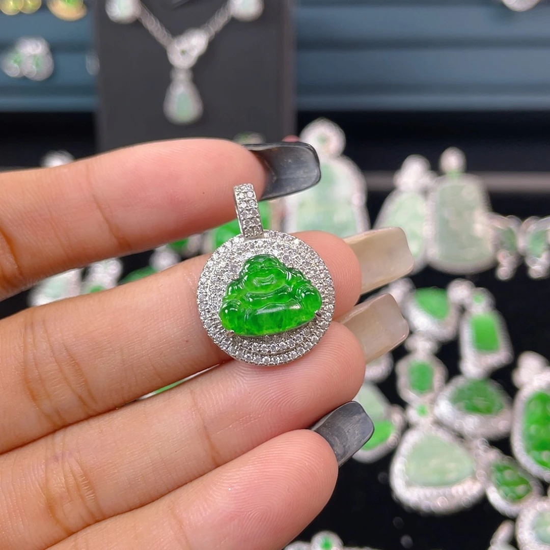 吊坠(不含链)未镶嵌翡翠