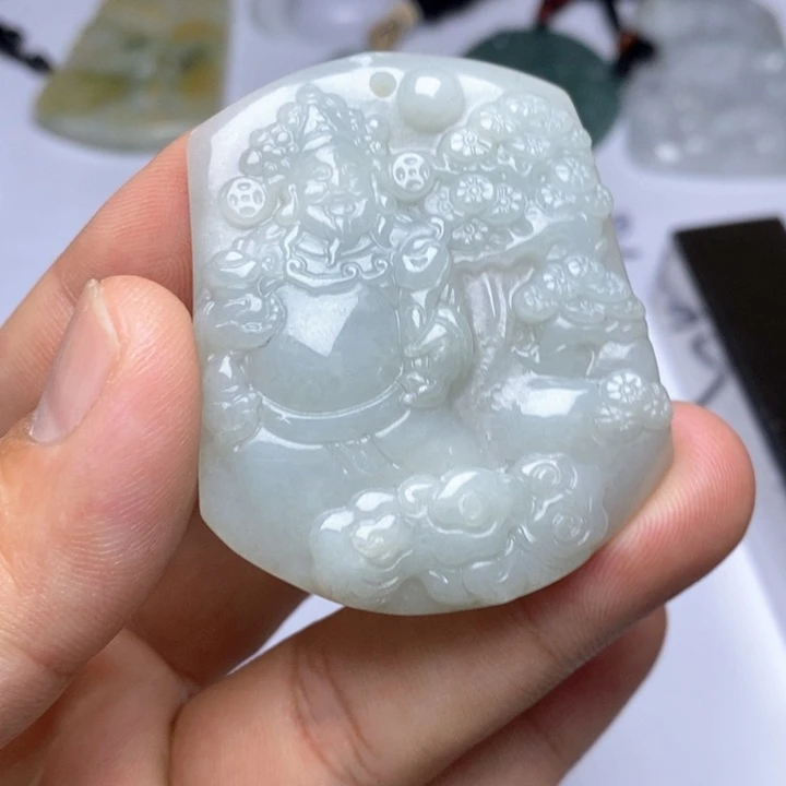 颈饰未镶嵌翡翠翡翠