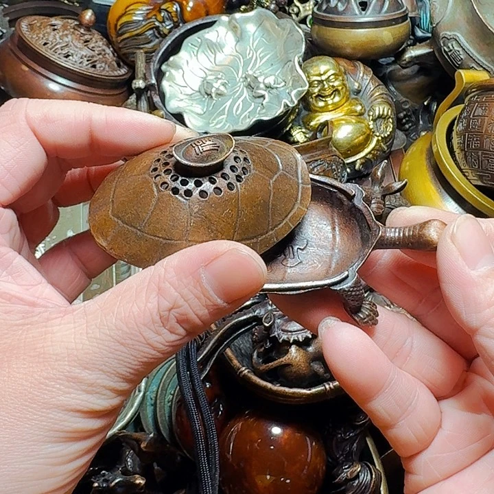 铜器摆件收收藏藏