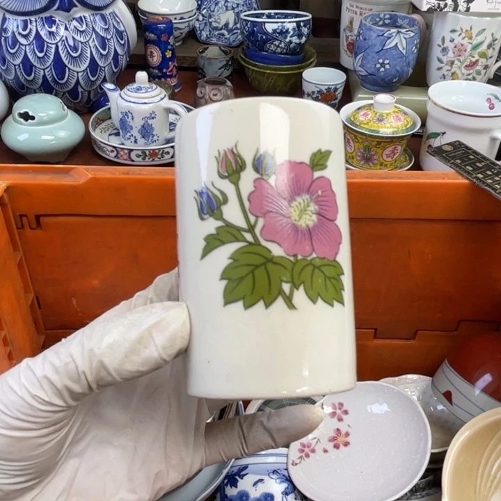 他家瓷器真美…开播了