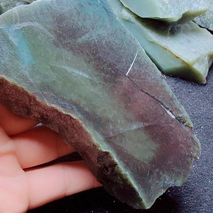 未镶嵌和田玉（糖玉）珠宝半成品