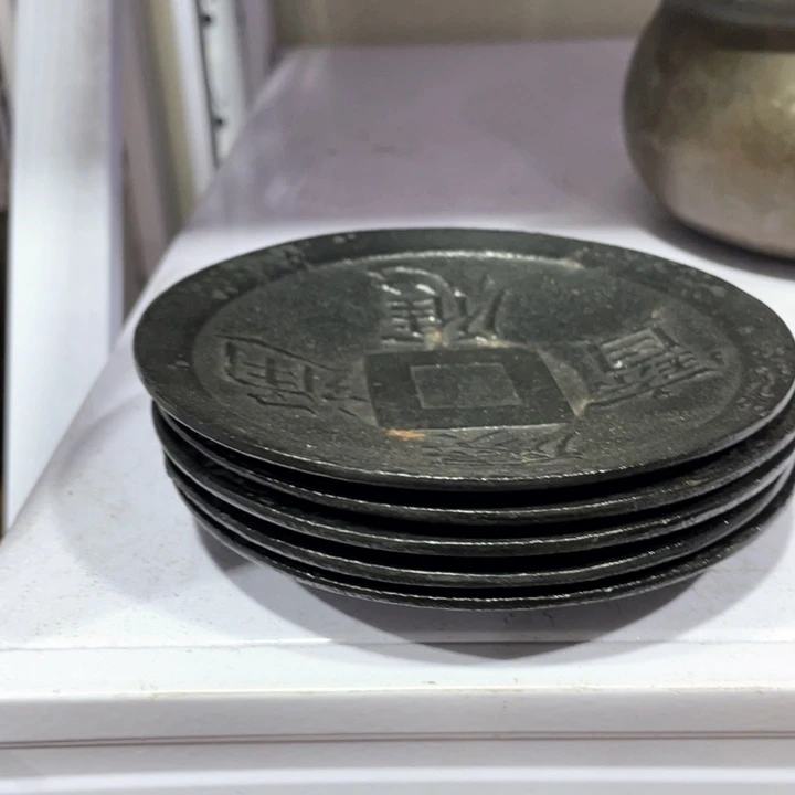 E*生新亿阁祝福大家新年快乐