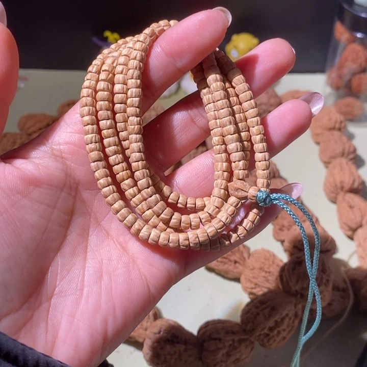 手串文玩核桃……34