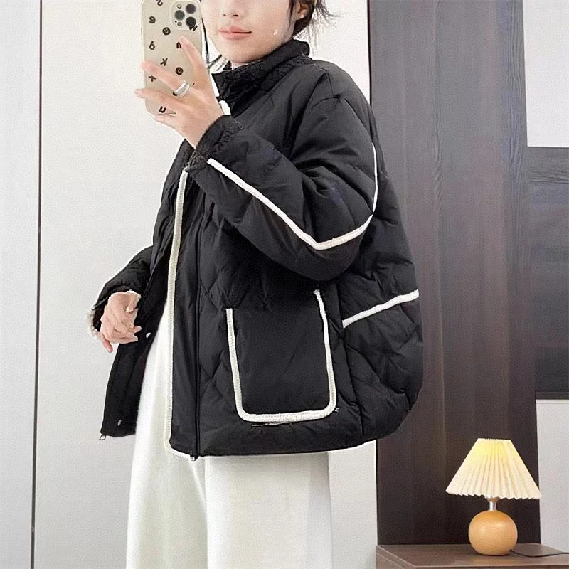 8580线条口袋羽绒服