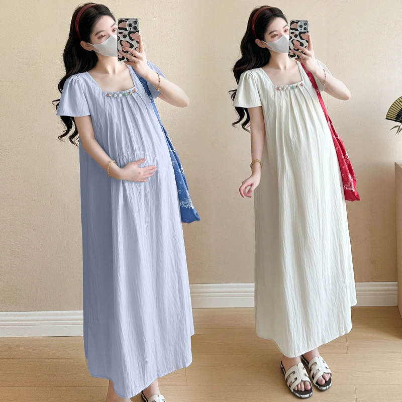 2025夏季新款显瘦甜美休闲法式方领褶皱设计感宽孕妇连衣裙