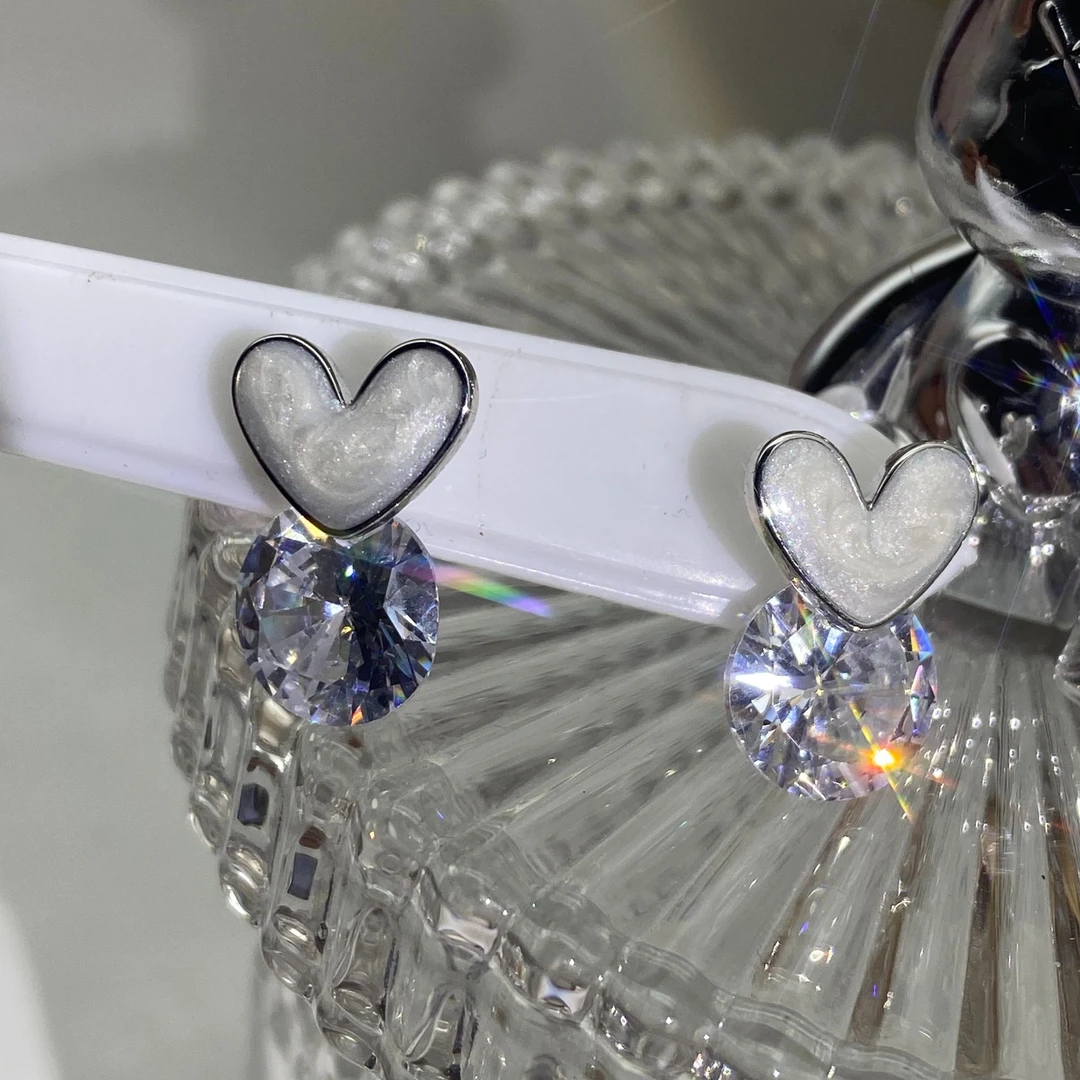 铜合金锆石耳饰 925银针爱心锆石耳钉