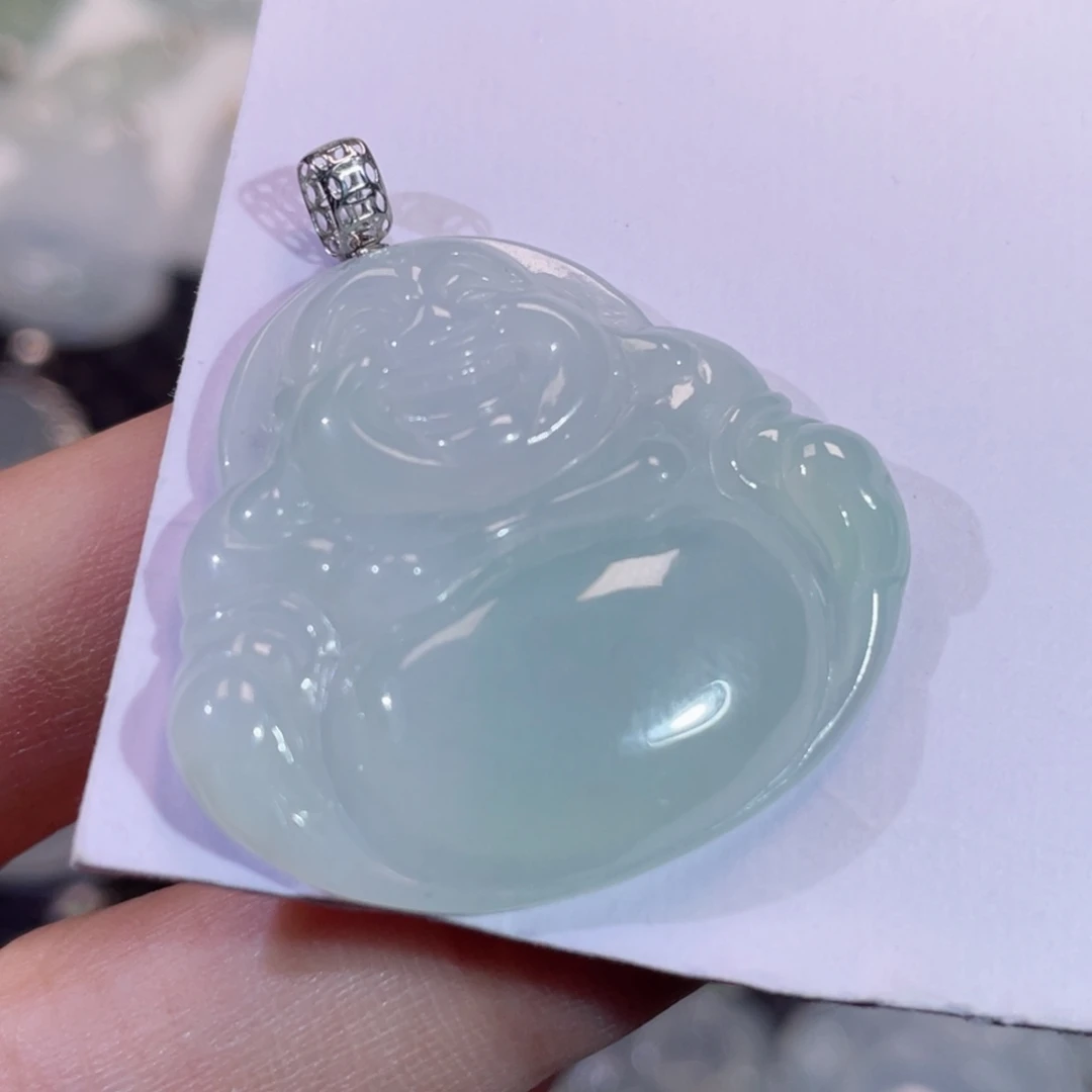 翡翠18K金镶嵌颈饰佛公