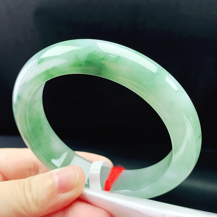 未镶嵌手镯翡翠57圈