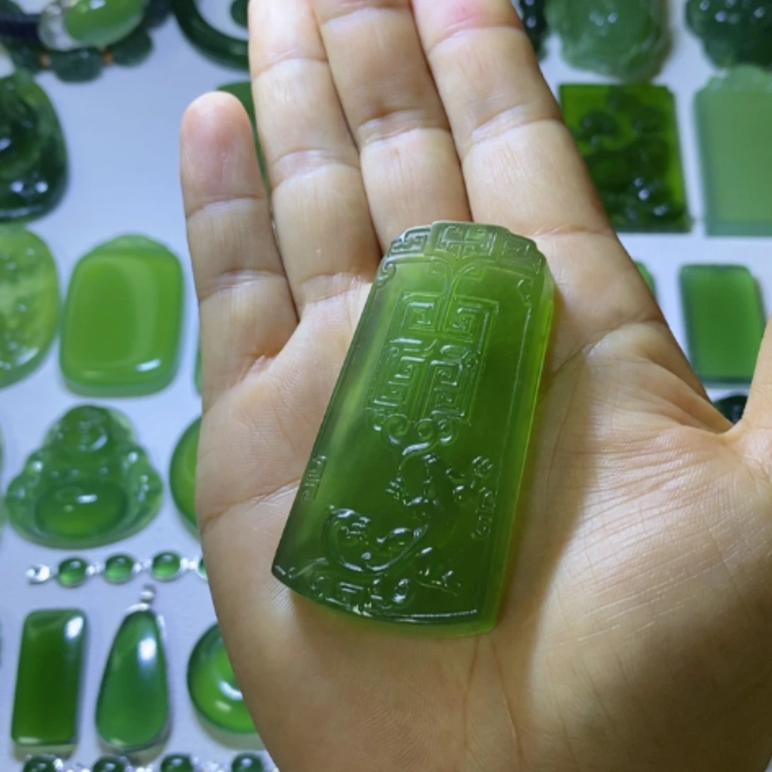 【闪购商品】未镶嵌蛇纹石玉颈饰泰****P