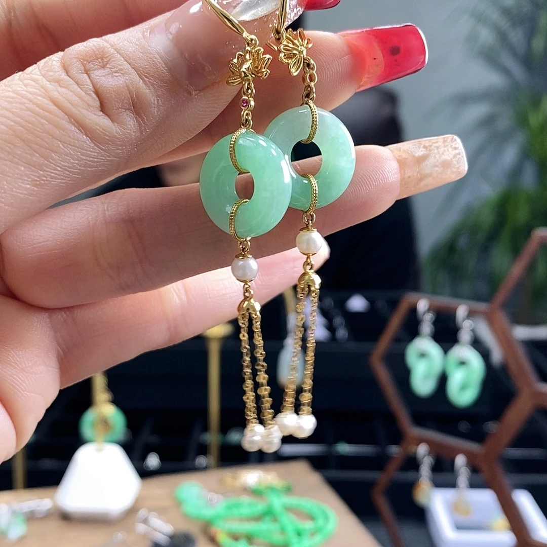 翡翠耳饰18K金镶嵌翡翠