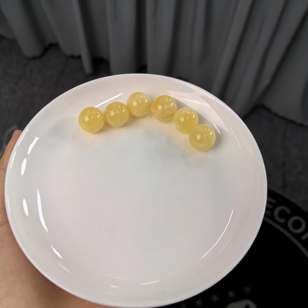 【珠宝厂长】约13-14mm俄料白花鸡油黄蜜蜡单珠配件 多样性发一件