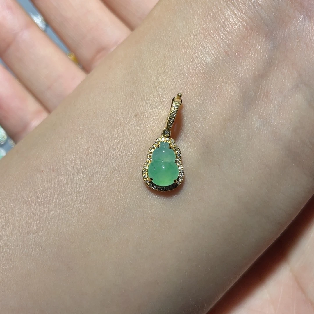 @***芙翡翠18K金镶嵌吊坠(不含链)