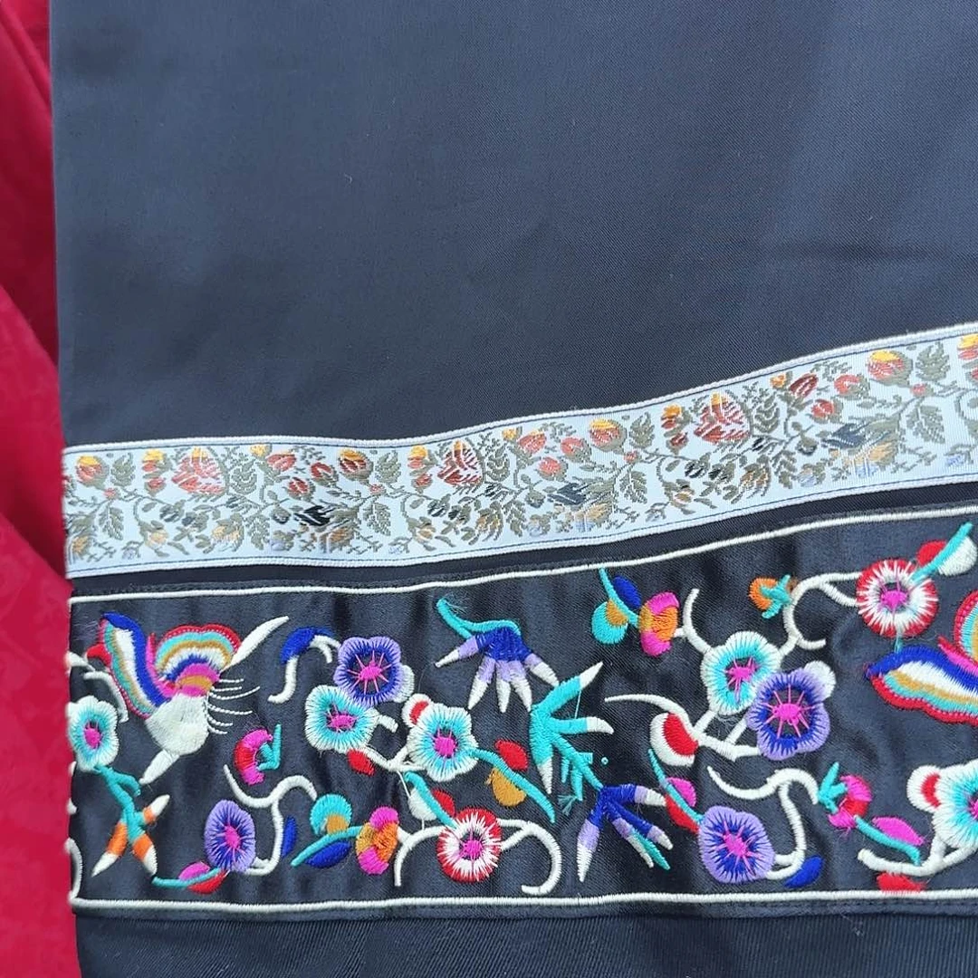 裁***0湘西苗族刺绣大花