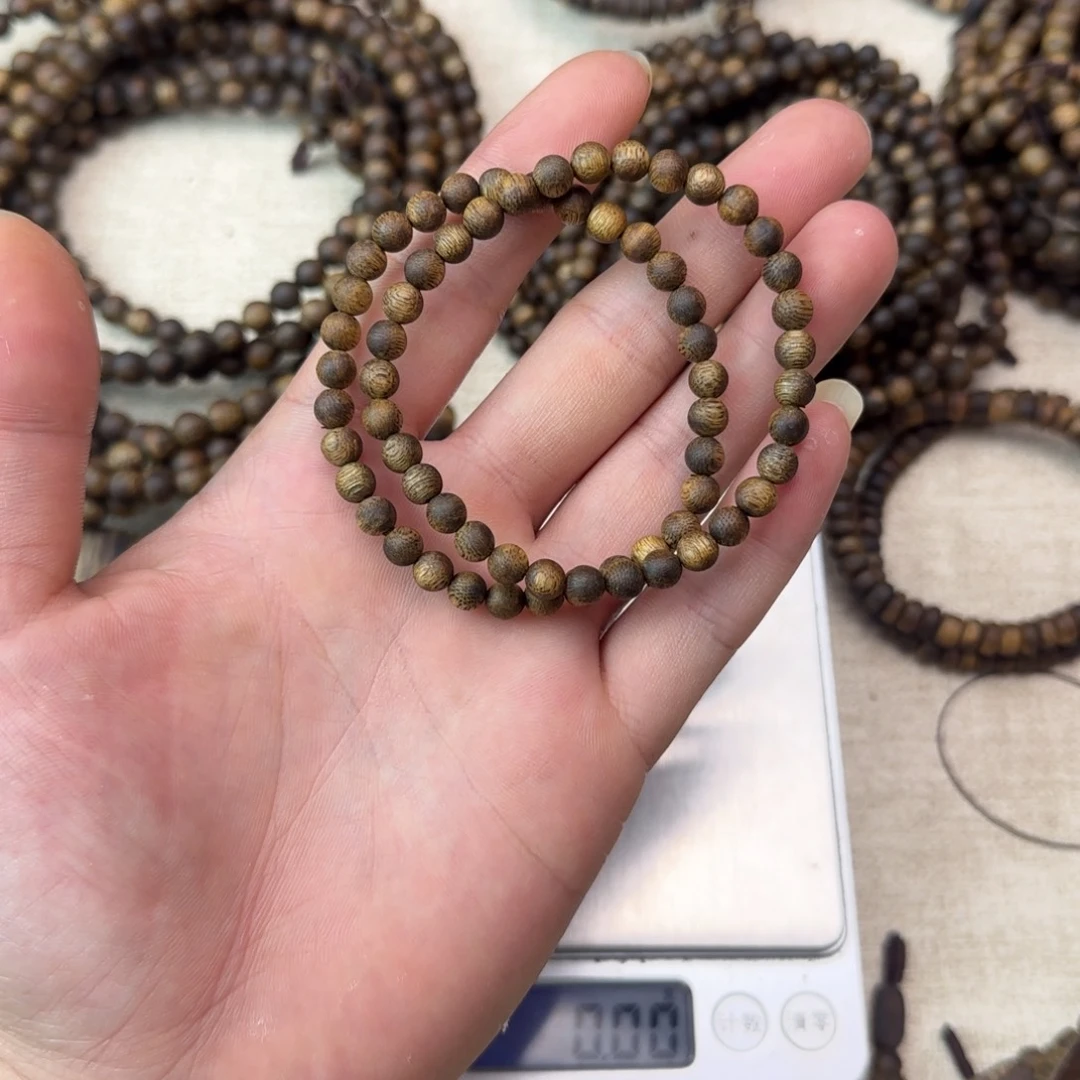 沉香碎屑沉香+5mm单圈