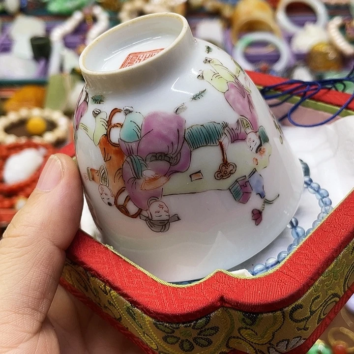 栗***皓青花彩绘小主人杯子