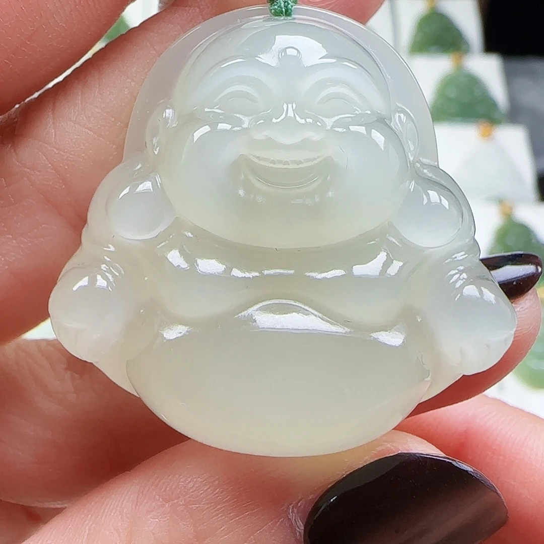 和田玉未镶嵌吊坠(赠链)