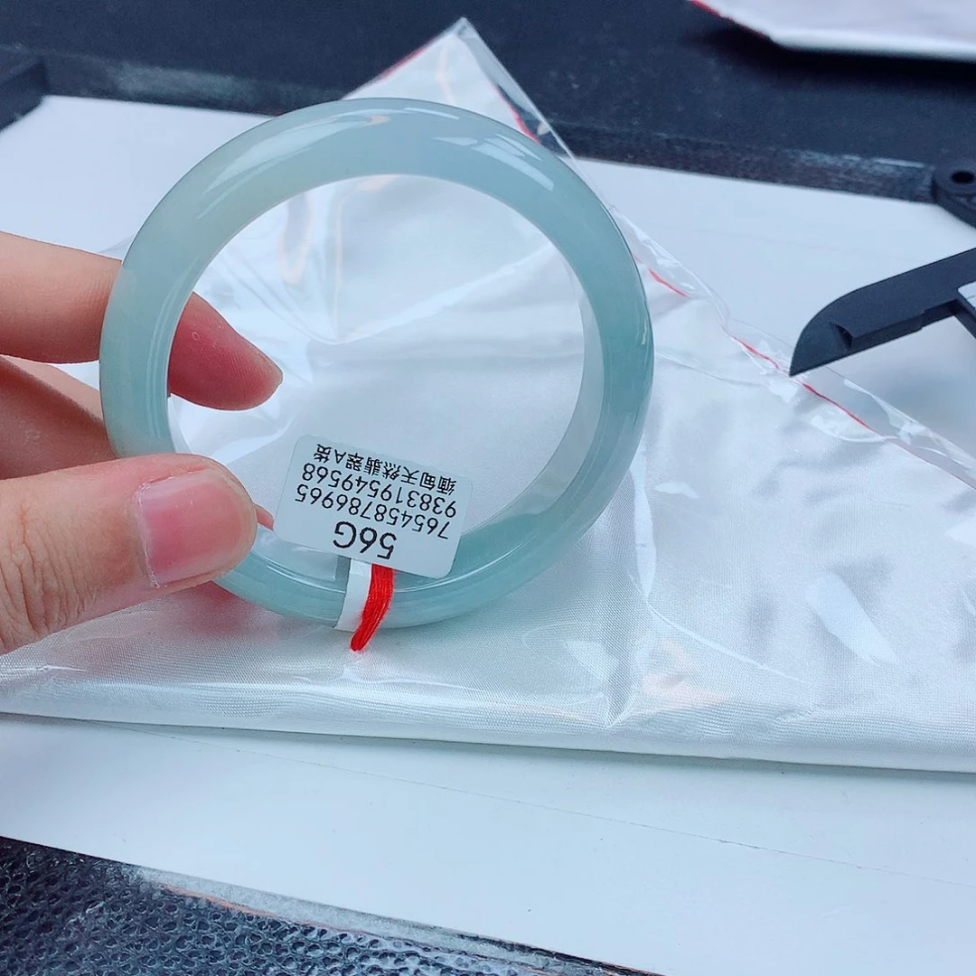 翡翠手镯未镶嵌天然缅甸翡翠A货手镯