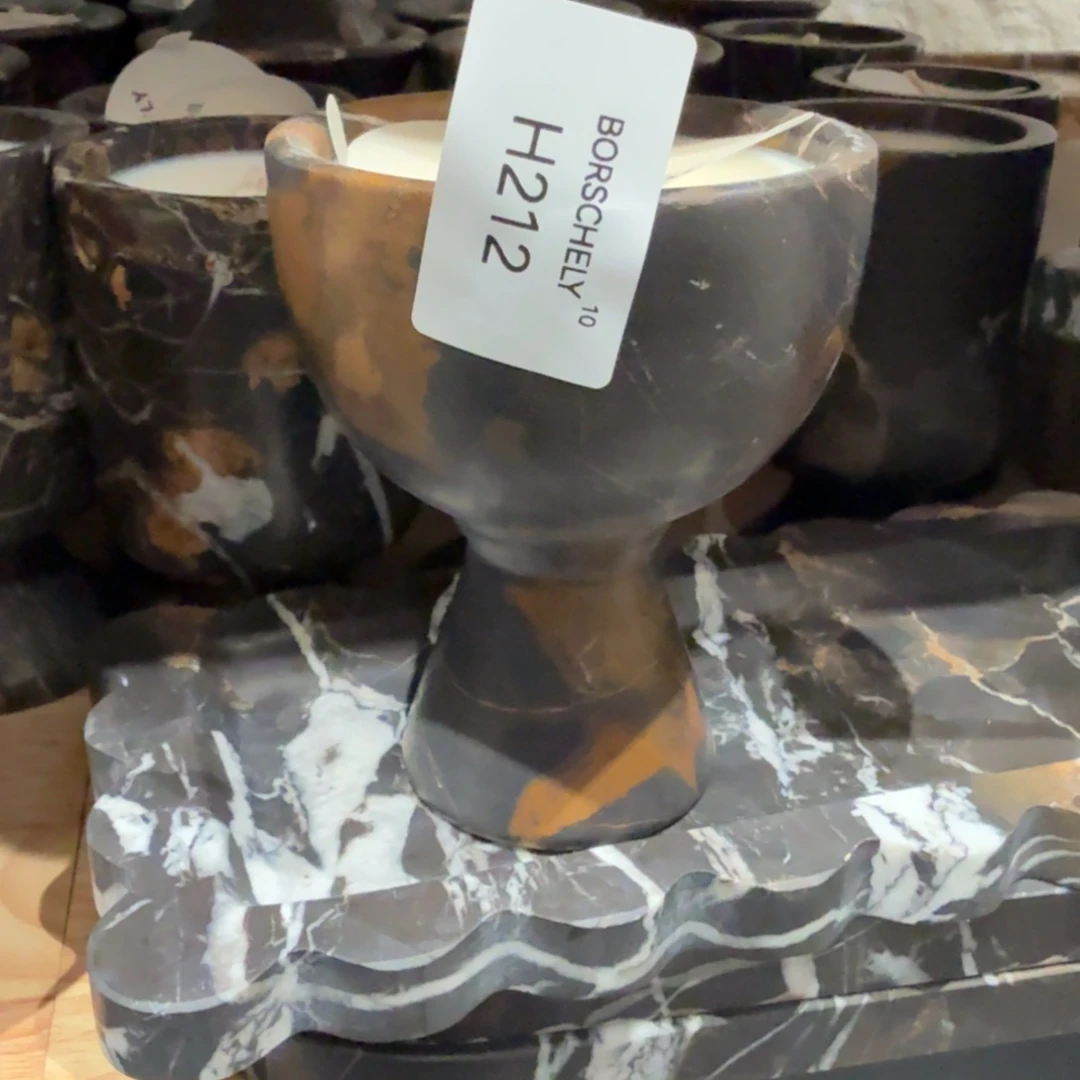 H212。     电。      香薰