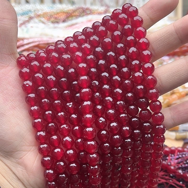 玛瑙/玉髓珠宝半成品未镶嵌一条8mm左右红宝刻面珠