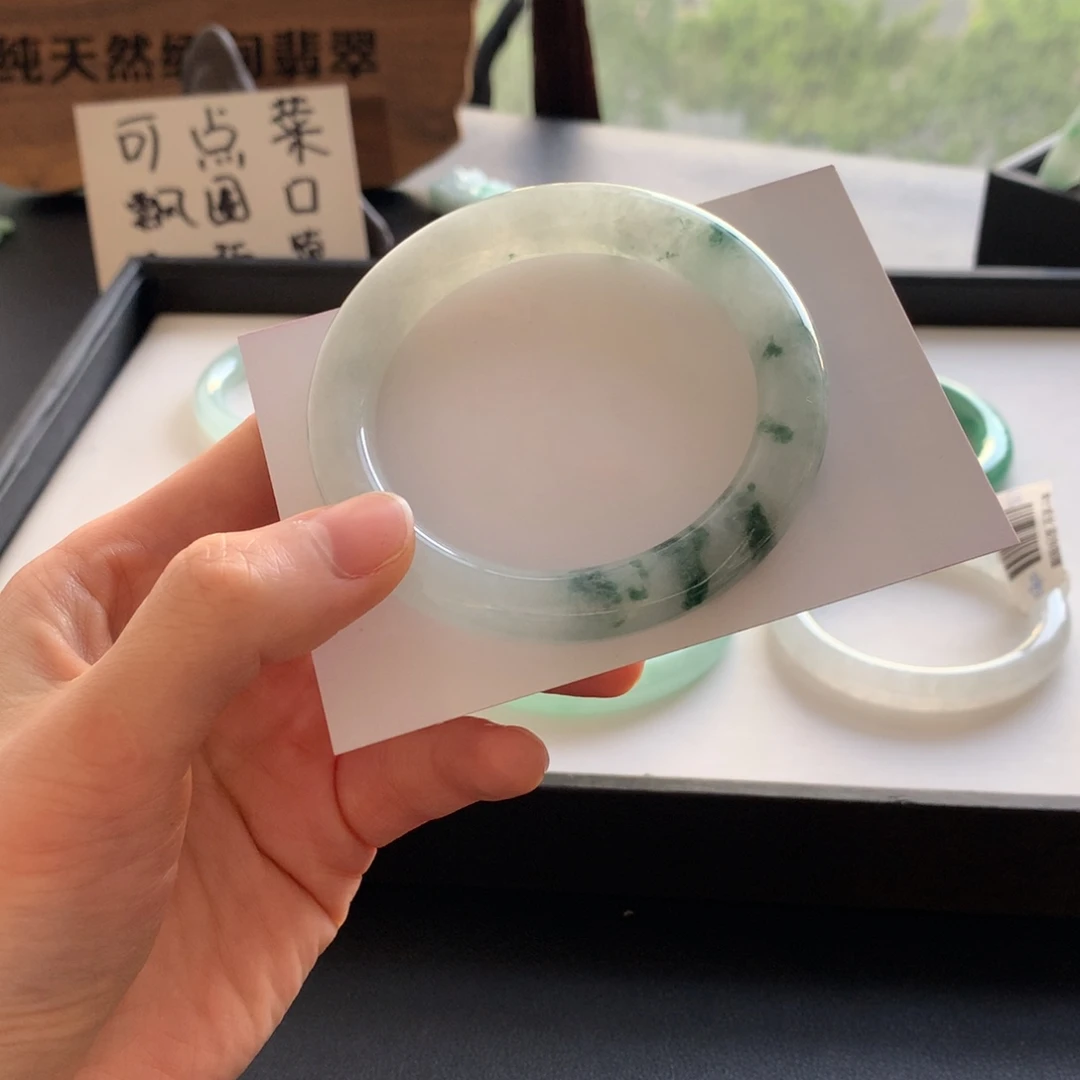 翡翠未镶嵌手镯54.5圆条