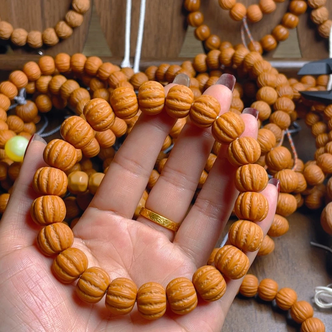 黄***友猴头核桃吊坠111111111