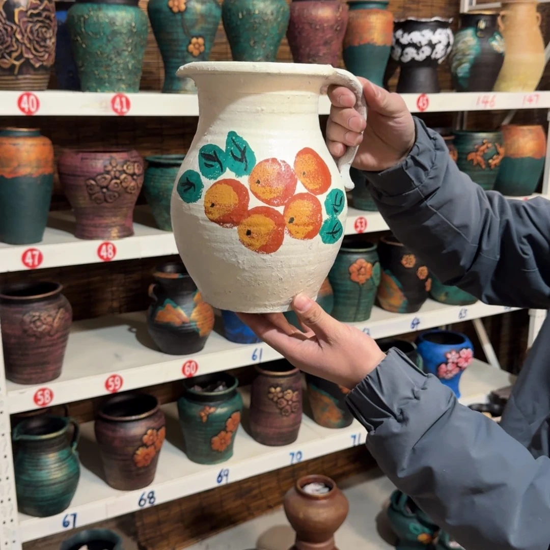 红陶红陶浮雕花盆炸炸炸