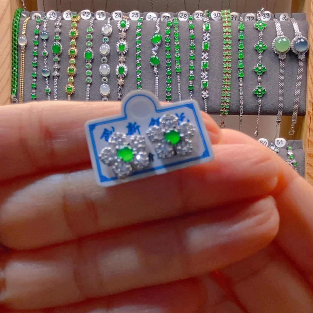 颈饰银S925镶嵌翡翠翡翠耳钉