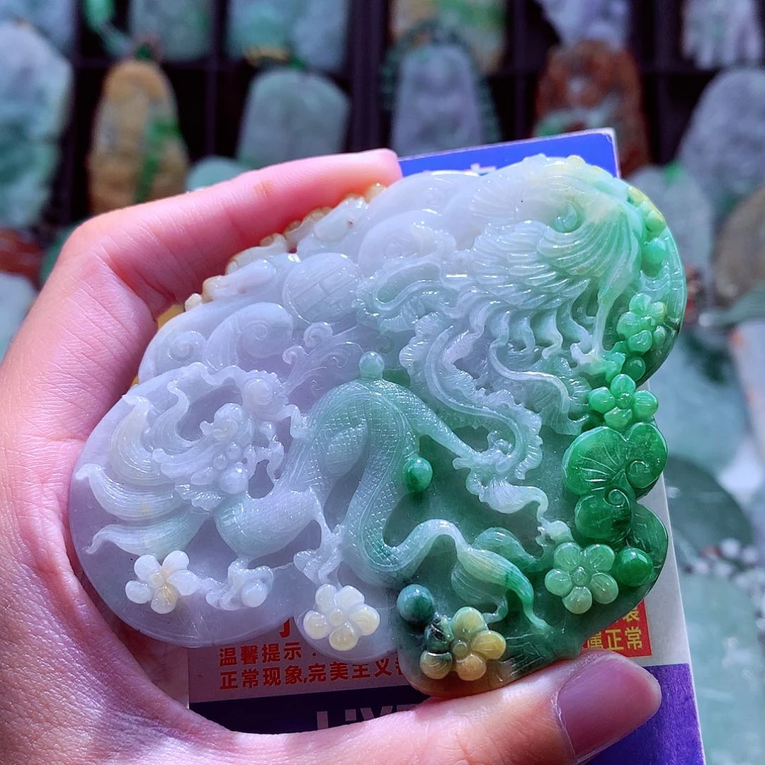 颈饰未镶嵌翡翠天然