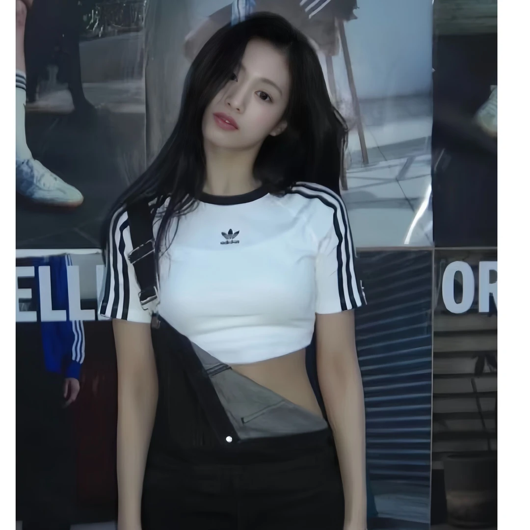 Adidas三叶草新款休闲舒适经典时尚运动短款条纹短袖JC8704夏季