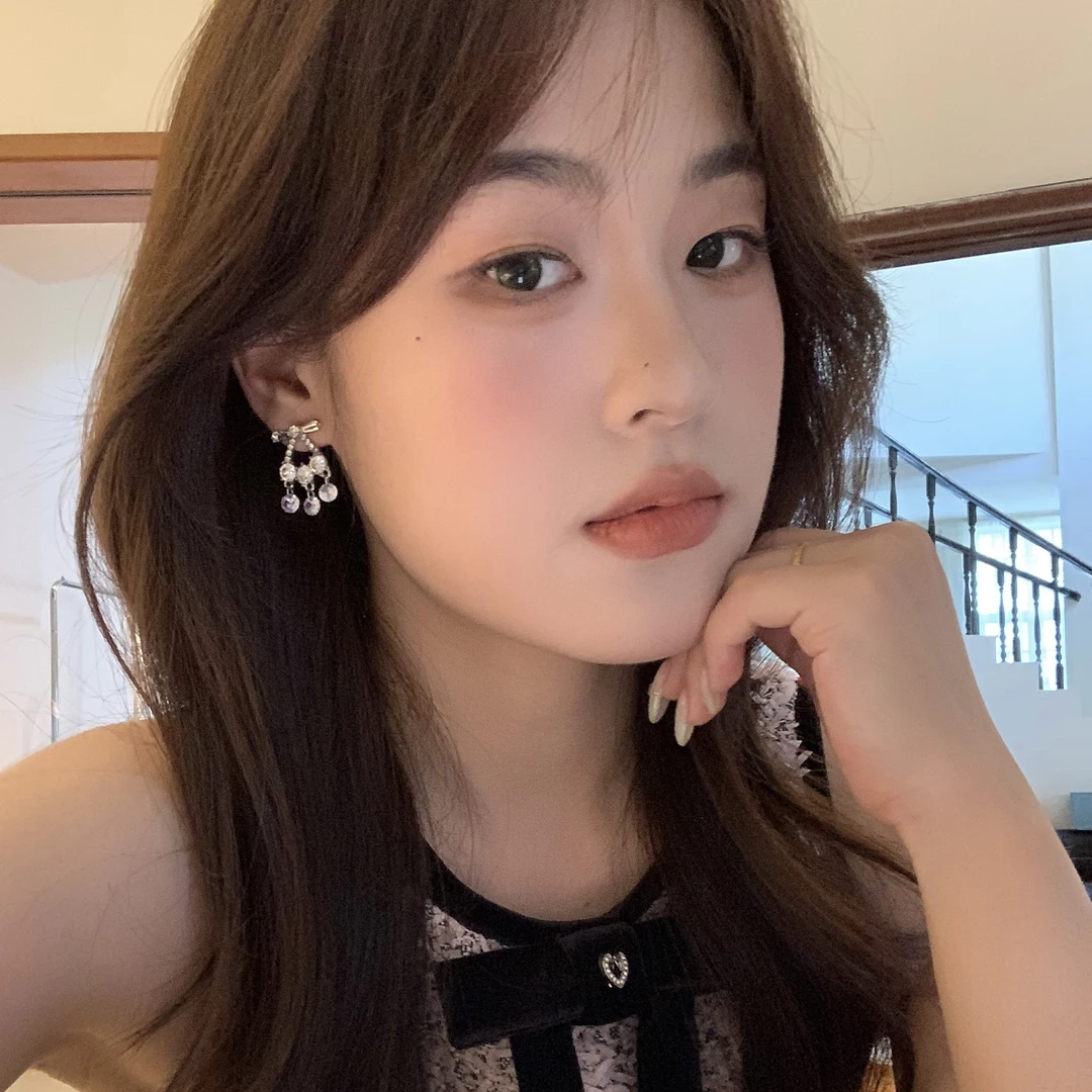 合金锆石耳饰 温柔甜美~精致重工闪钻流苏耳环女气质显瘦气质耳饰