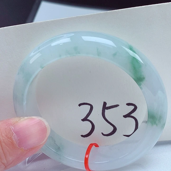 翡翠未镶嵌手镯翡翠