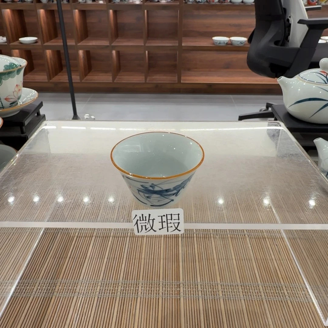 釉下手绘茶具微瑕