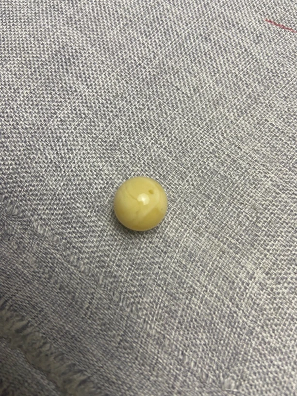 13mm微瑕蜜蜡单珠