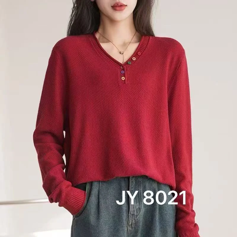 女士时尚彩扣针织衫8021-A135