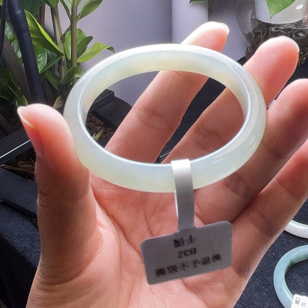 翡翠未镶嵌手镯53贵妃16