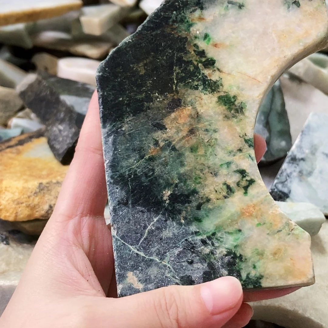 翡翠未镶嵌颈饰天然翡翠