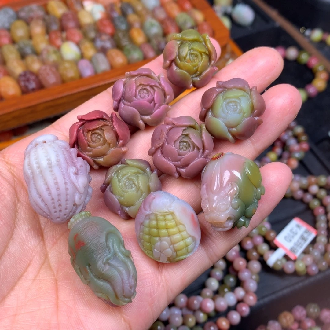玛瑙/玉髓未镶嵌颈饰一个价格选