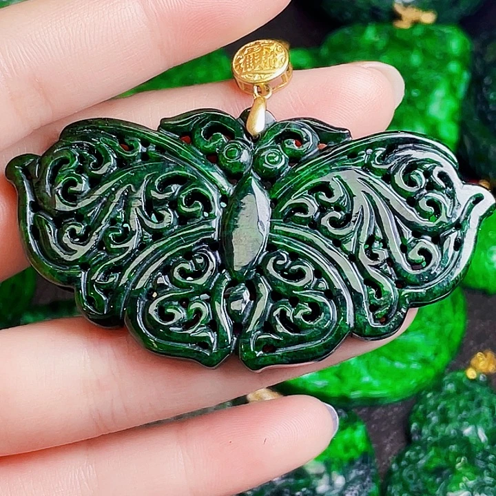 翡翠银S925镶嵌颈饰多样性